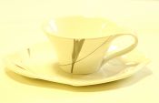 By Inspire Iris - Šálek na čaj s podšálkem 120 ml